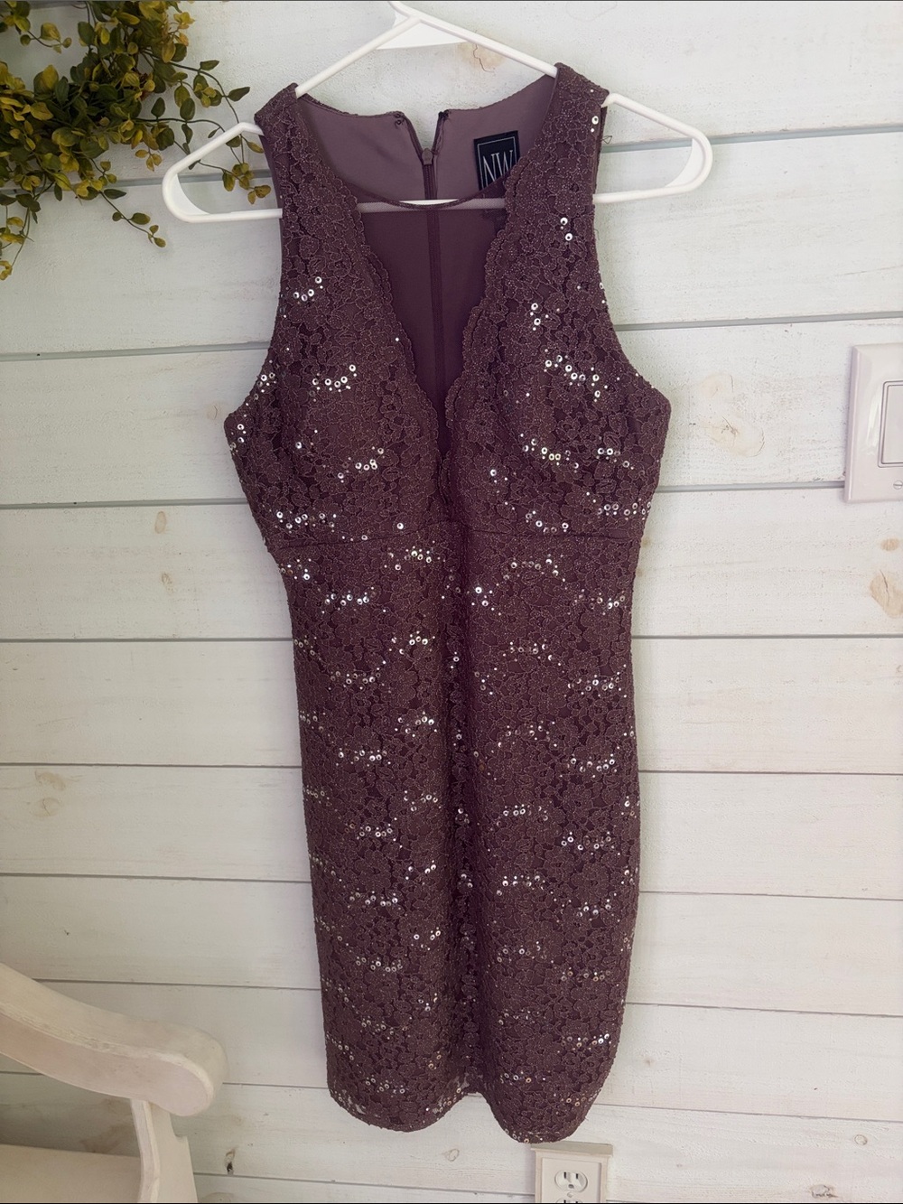 Nightway Sequined Lace Cocktail Dress in Mocha *FLAW